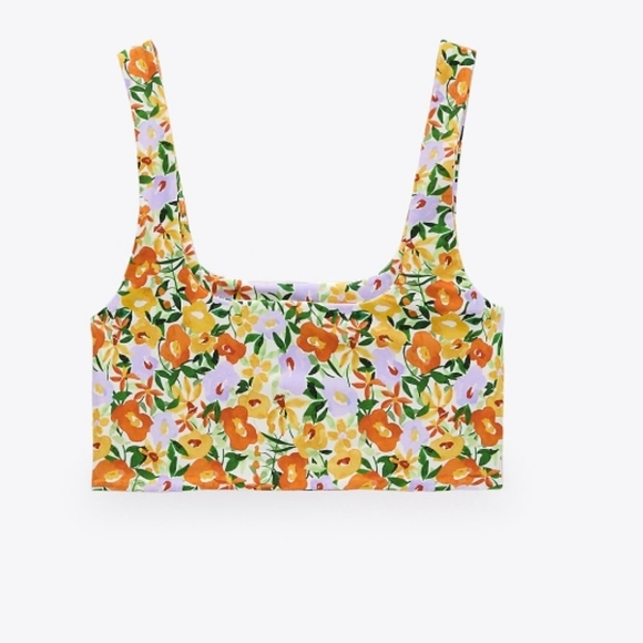 Floral Print Crop Top - Picture 3 of 6